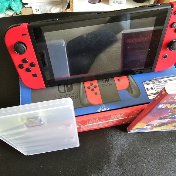 Nintendo Switch Mario Edition with SD card and games - Picture 2 of 2